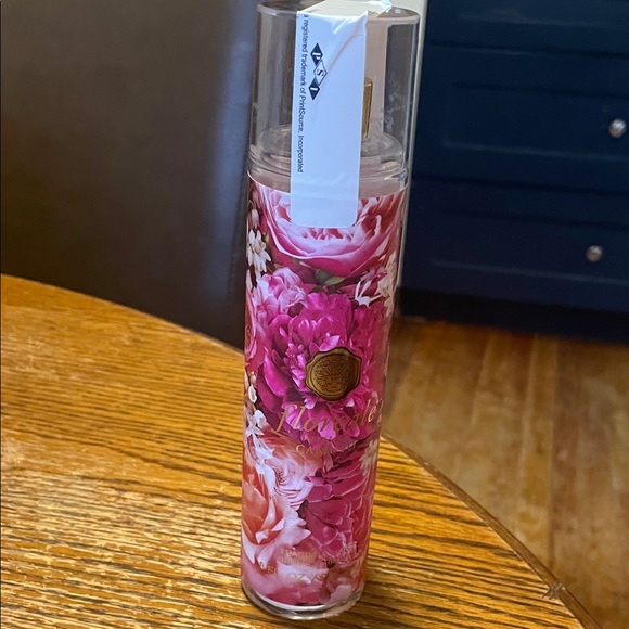 Vince Camuto Floral Fragrance Mist - Pink and Gold - Picture 1 of 2